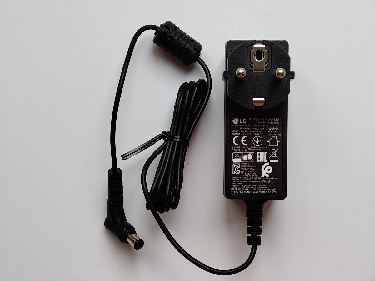 Блок питания ADS-45FSQ-19 для мониторов LG 19V 1.7A 32W (6.5×4.4)