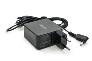 Блок питания для ноутбука Asus 19V 2.37A 45W  (3.0x1.1) (квадратный)